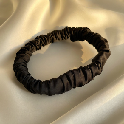 Petite Silk Ribbonette Scrunchie | Noir