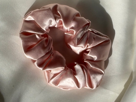 Classic Silk Ribonette Scrunchie | Rose Whisper