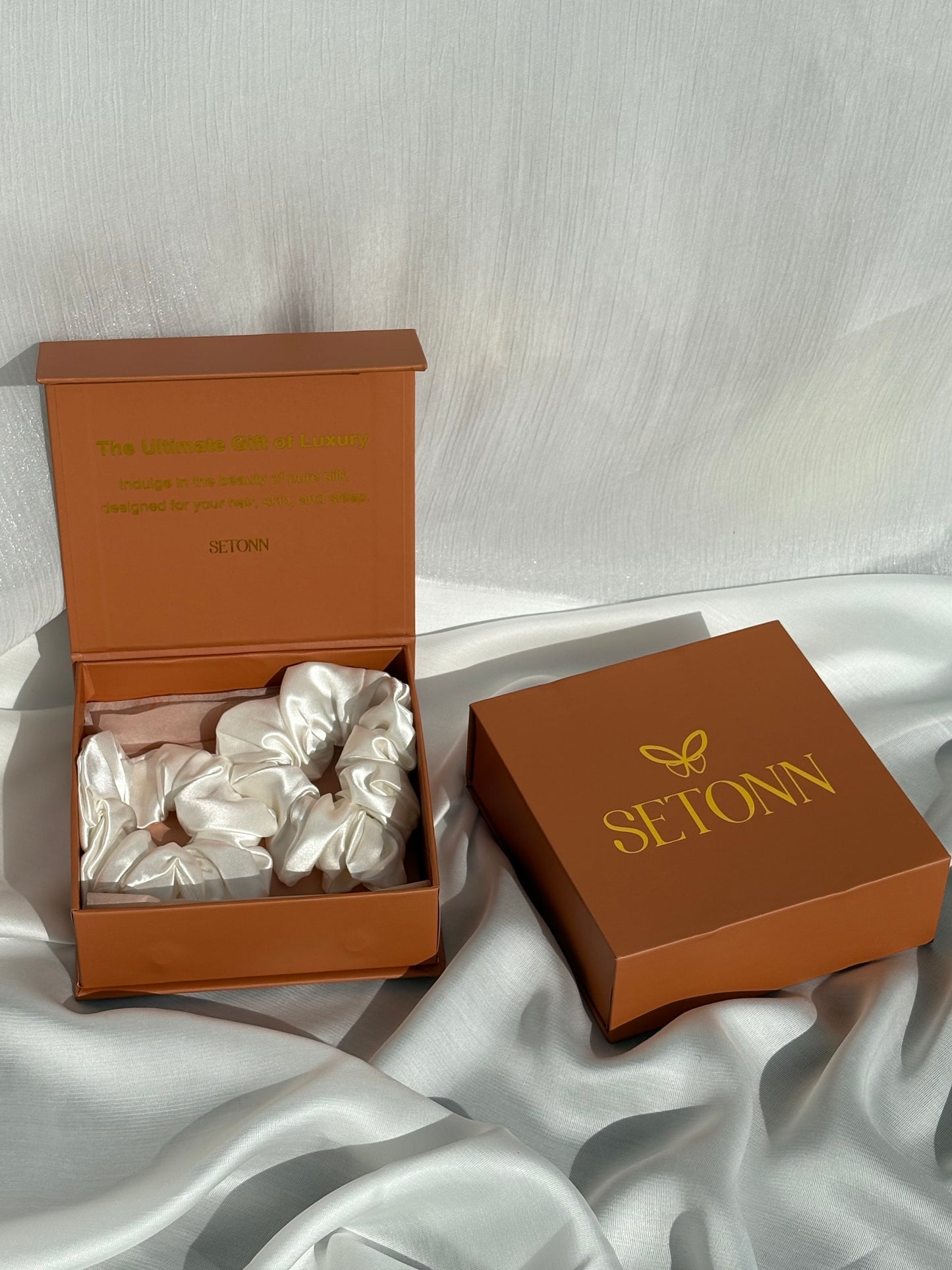 Midi Silk Puff Scrunchie | Pearl Glow